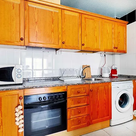 Espanhouse Cajal 45 شقة